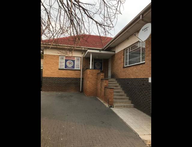 2 BEDROOM PROPERTY TO RENT IN KENSINGTON